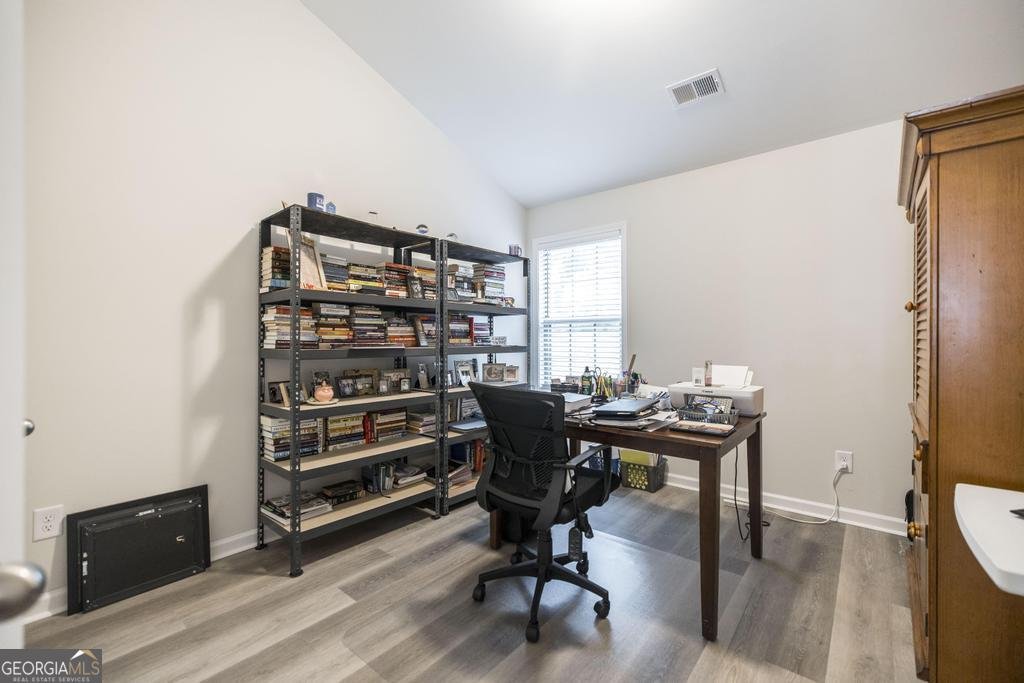 4580 Capulet Court Forsyth - 17