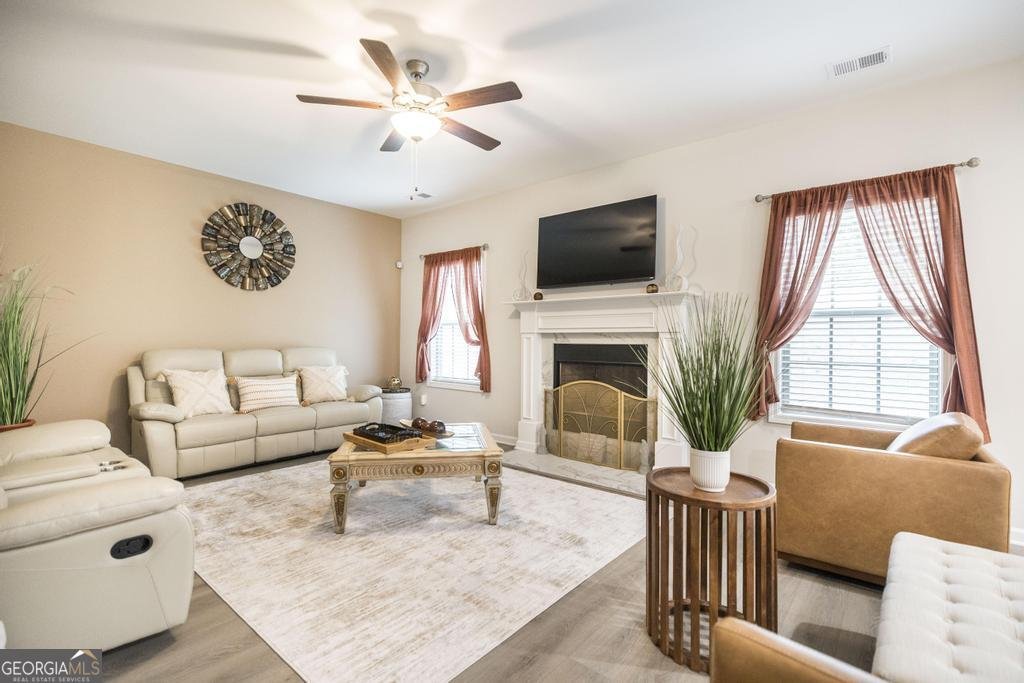 4580 Capulet Court Forsyth - 7