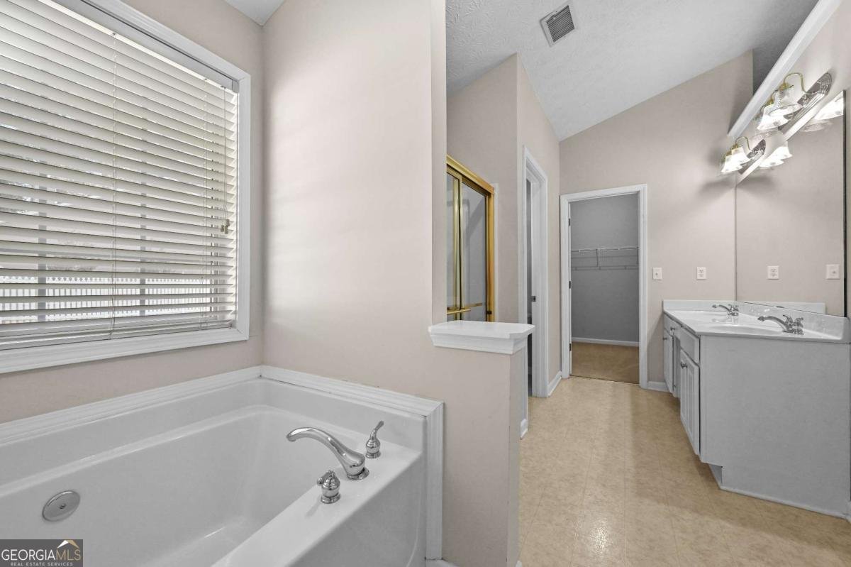 5253 Haverford Run Drive Lilburn - 22