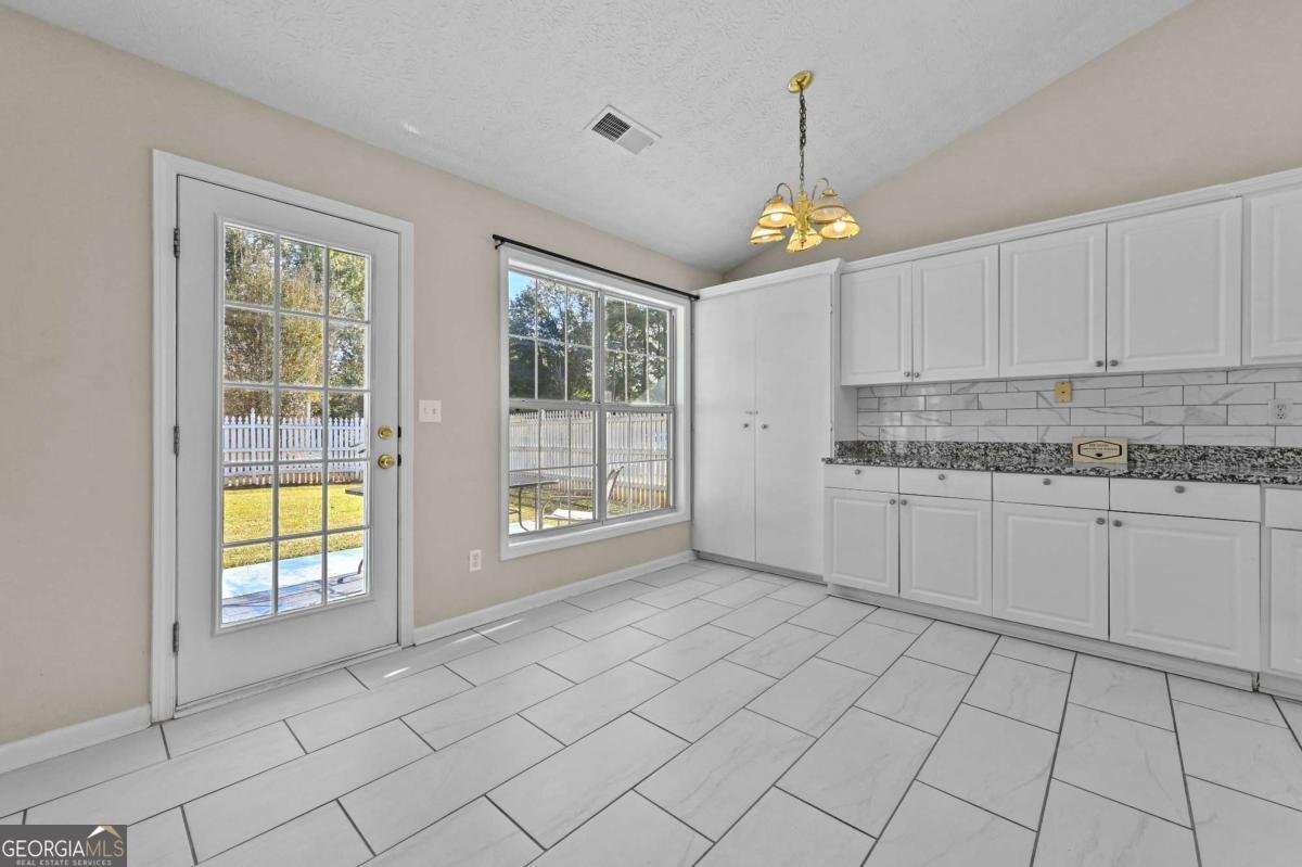 5253 Haverford Run Drive Lilburn - 5