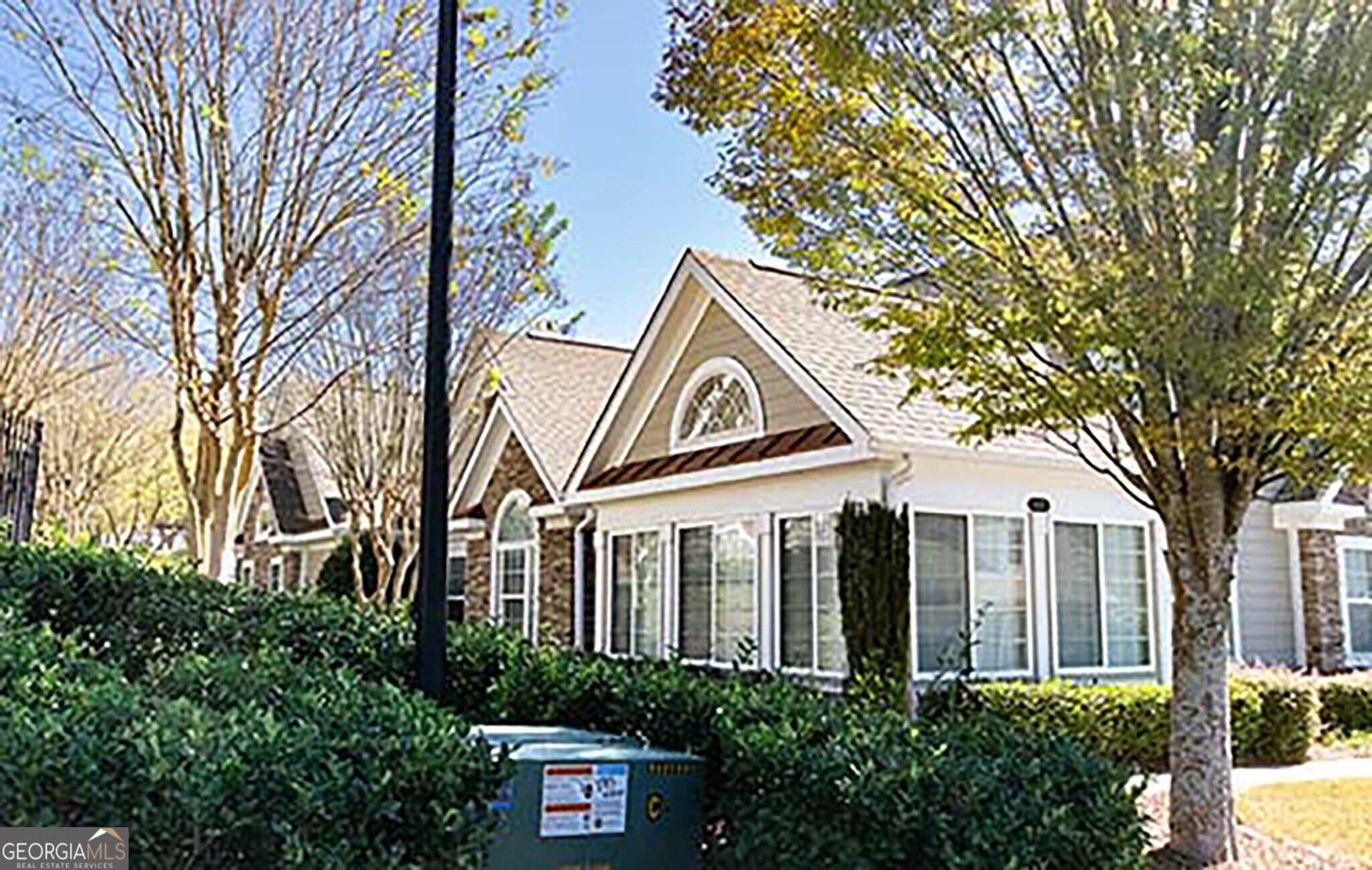 6107 Menlow Court Cumming - 1