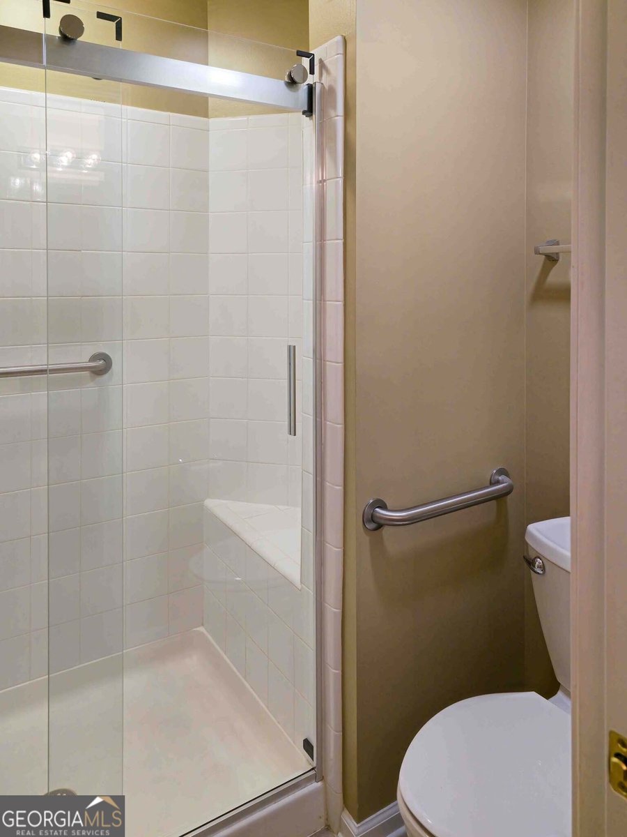 6107 Menlow Court Cumming - 12