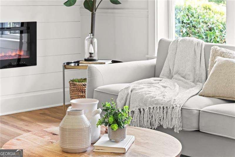 2053 JUANITA Street Decatur - 6