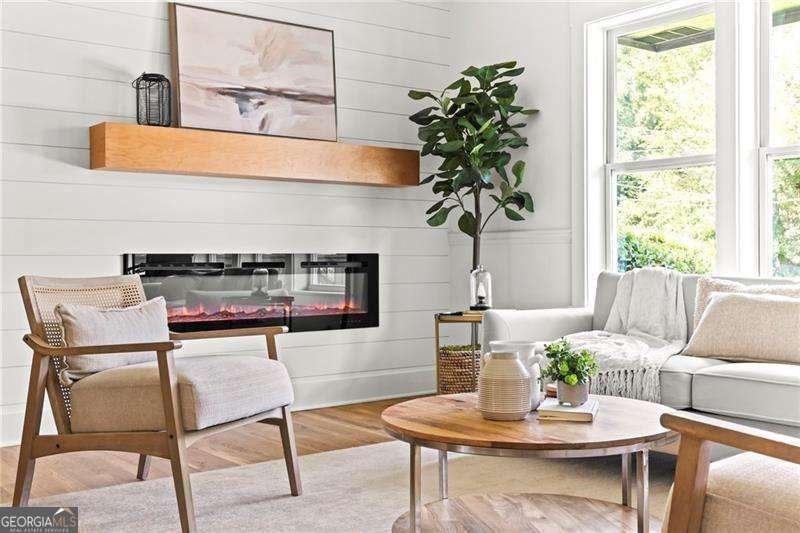 2053 JUANITA Street Decatur - 8