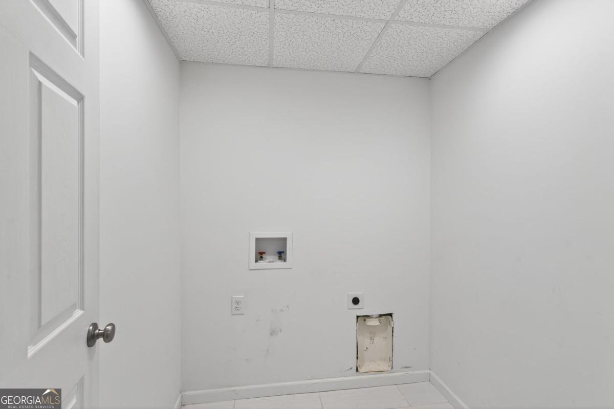 1254 Moores Mill Road Atlanta - 27