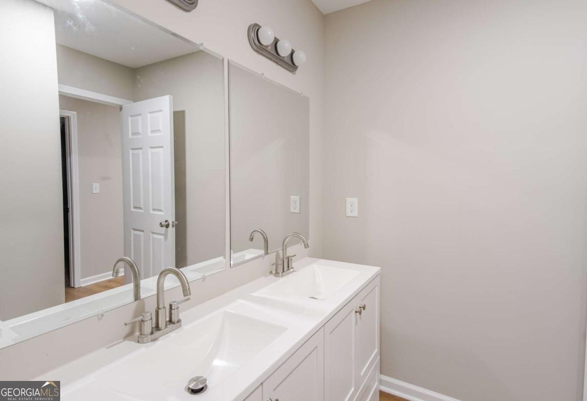 108 Neal Avenue Stockbridge - 7