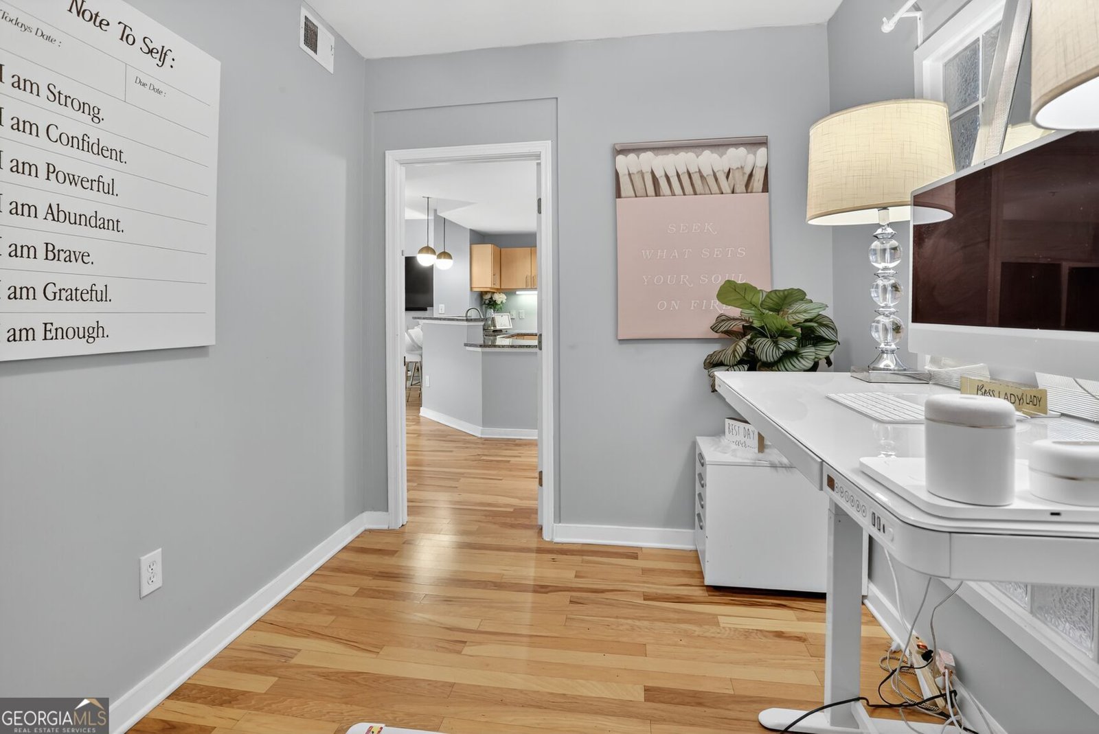 390 17th Street NW. Atlanta - 20