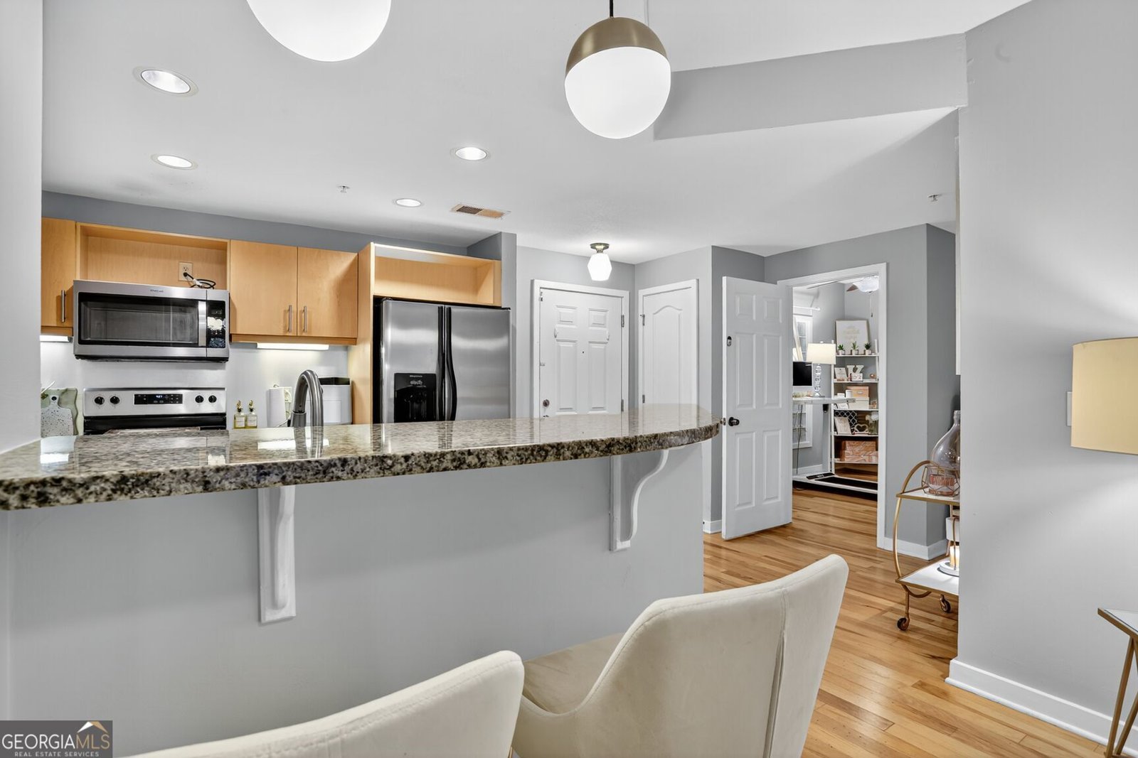 390 17th Street NW. Atlanta - 4