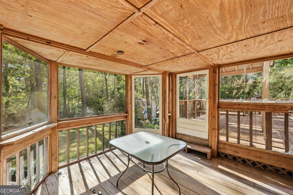 338 Westover Drive Woodstock - 1