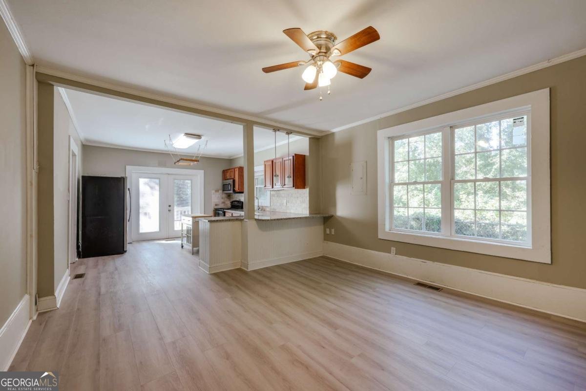 697 Barber Street Athens - 4