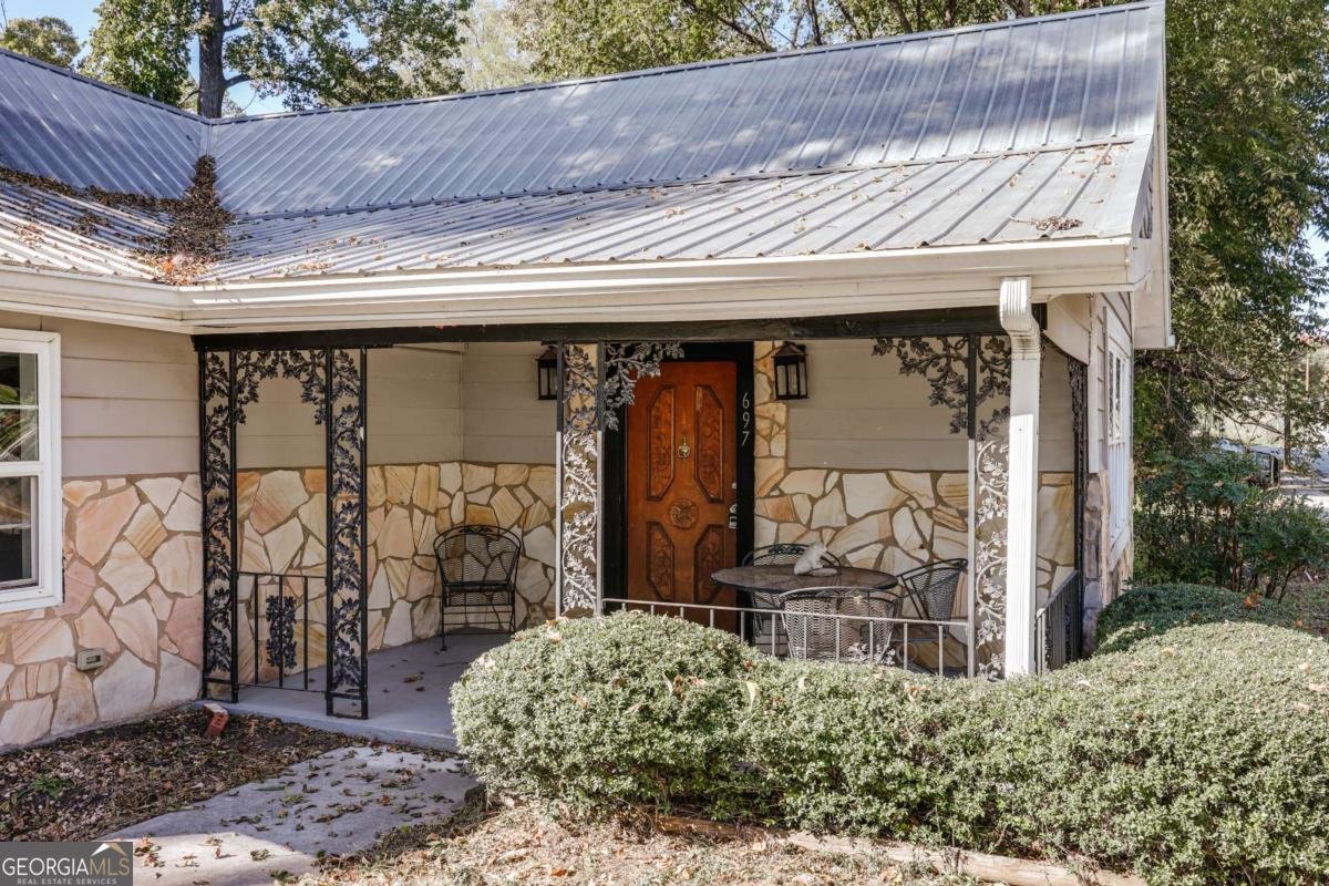 697 Barber Street Athens - 6