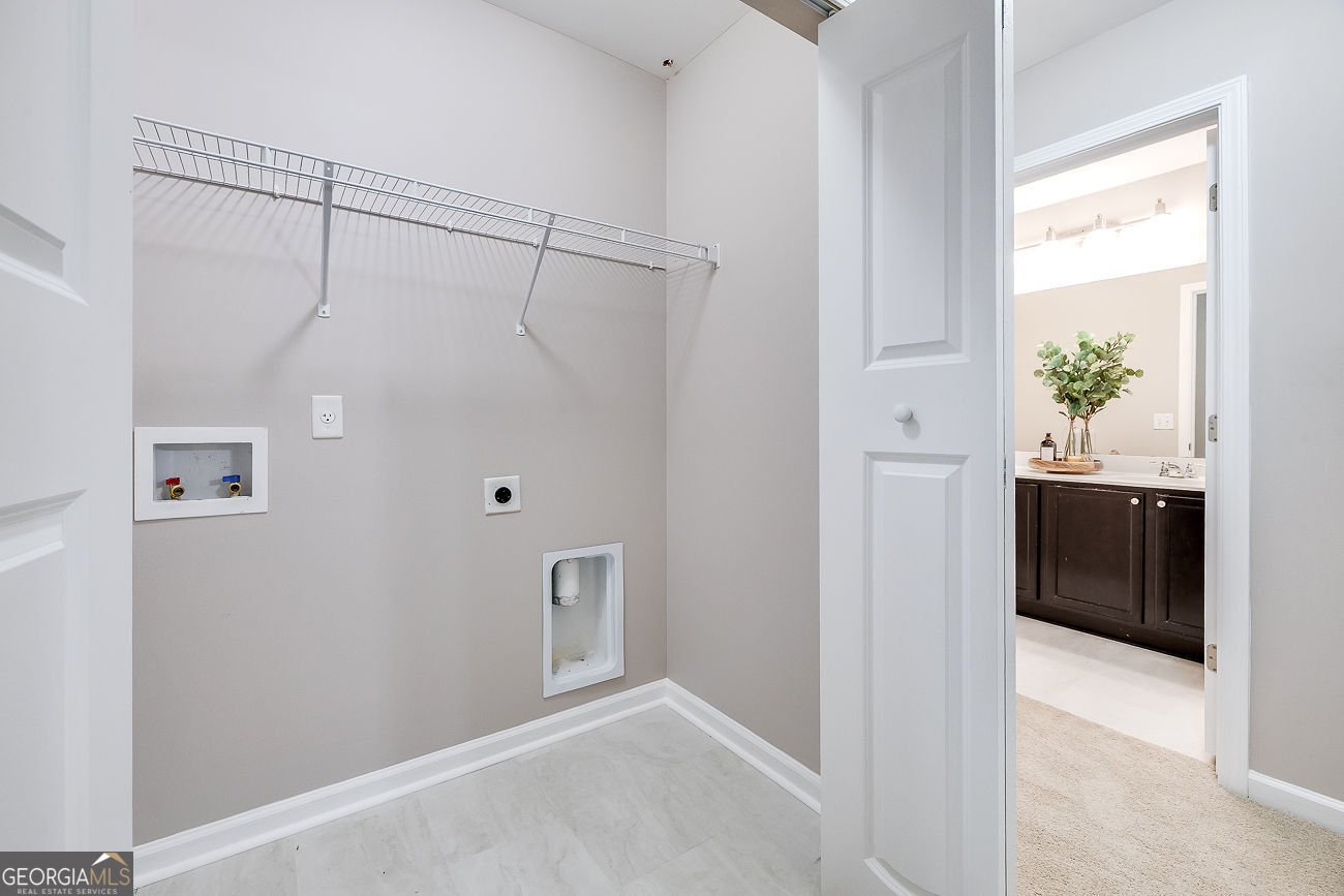 807 Hyacinth Circle Guyton - 35