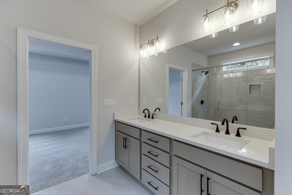 1311 Riverhill Drive Bishop - 44