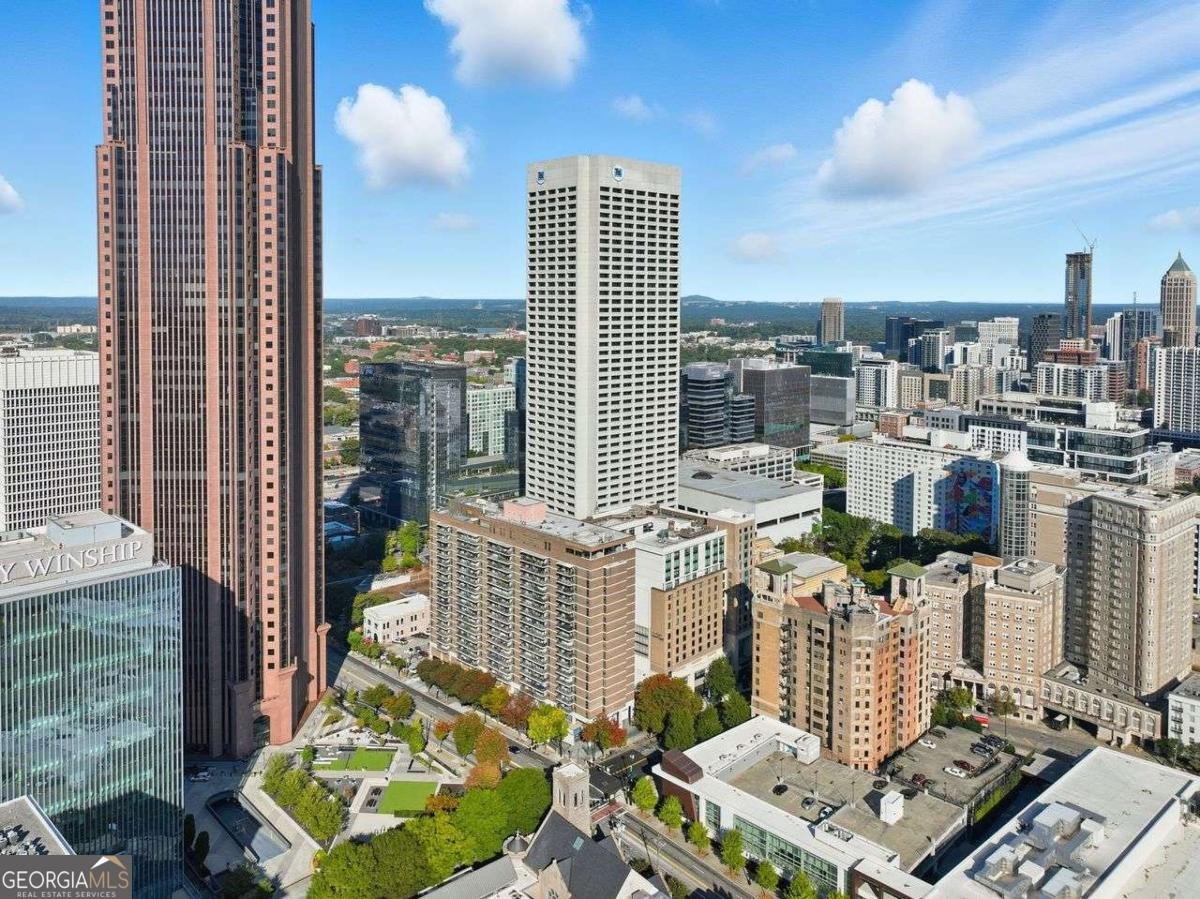 620 PEACHTREE Street Atlanta - 10