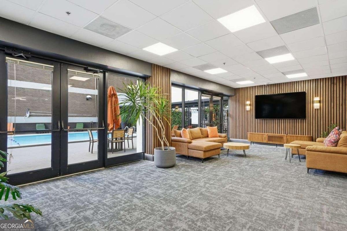 620 PEACHTREE Street Atlanta - 20