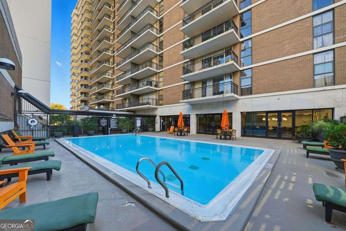 620 PEACHTREE Street Atlanta - 4