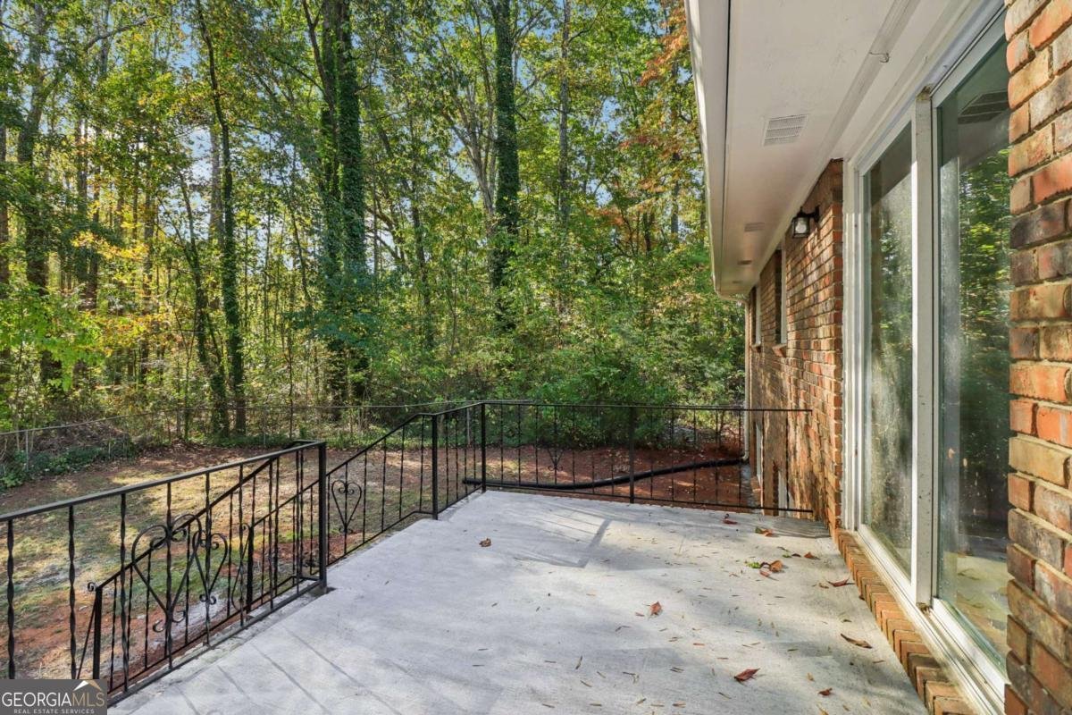 231 Brock Drive Dallas - 70