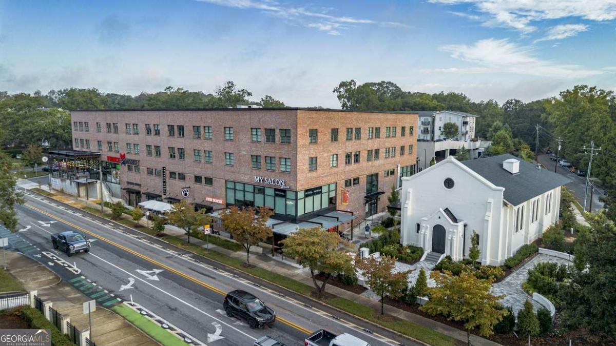 100 Prince Avenue Athens - 23