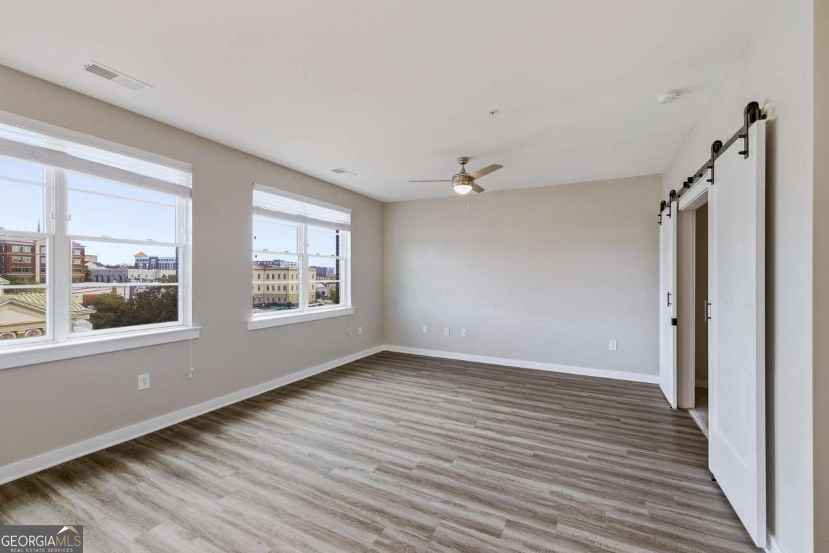 100 Prince Avenue Athens - 16