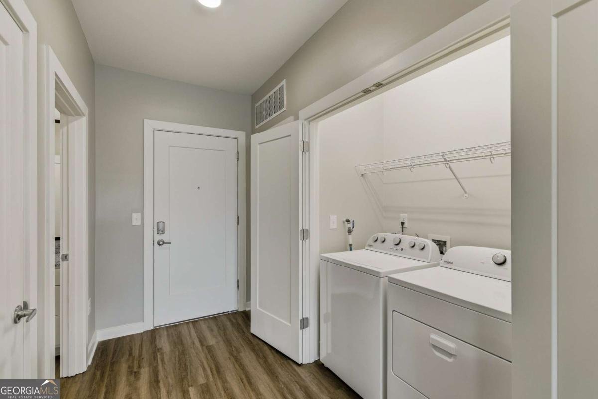 100 Prince Avenue Athens - 22