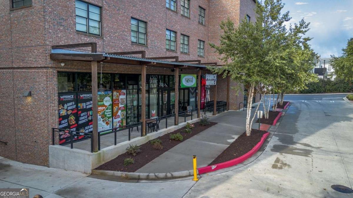 100 Prince Avenue Athens - 26