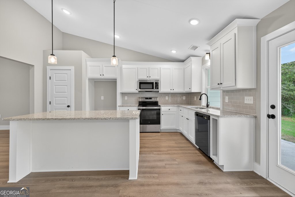 182 Nativity Cove Winder - 8