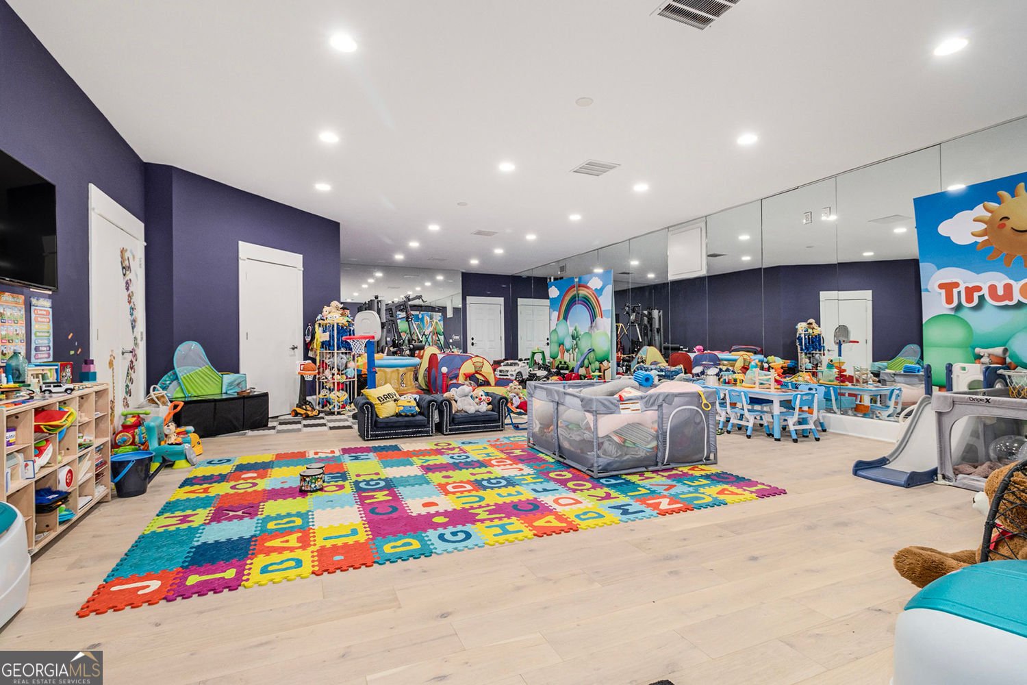 1050 Bedford Gardens Drive Alpharetta - 28