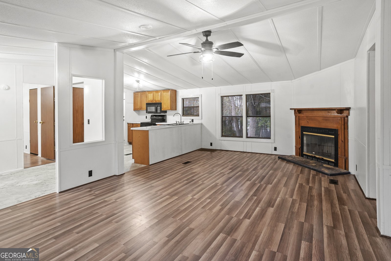 3035 Cowboy Way Portal - 2