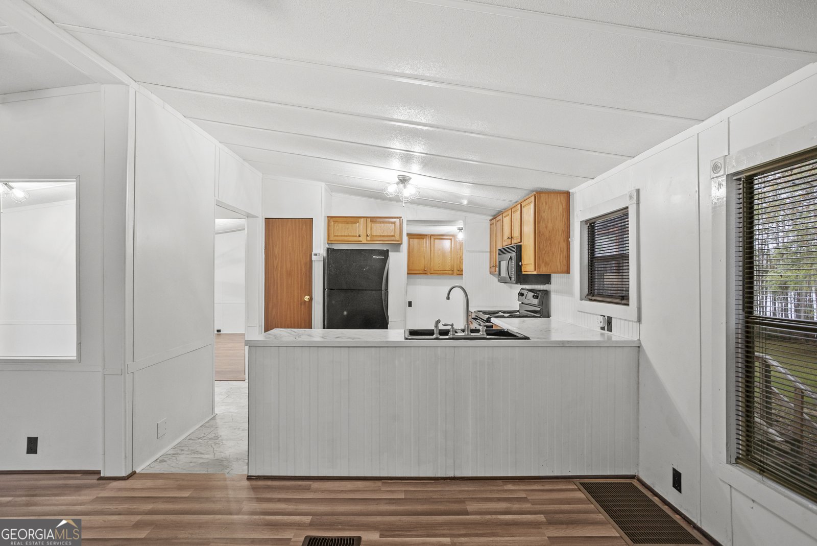 3035 Cowboy Way Portal - 4