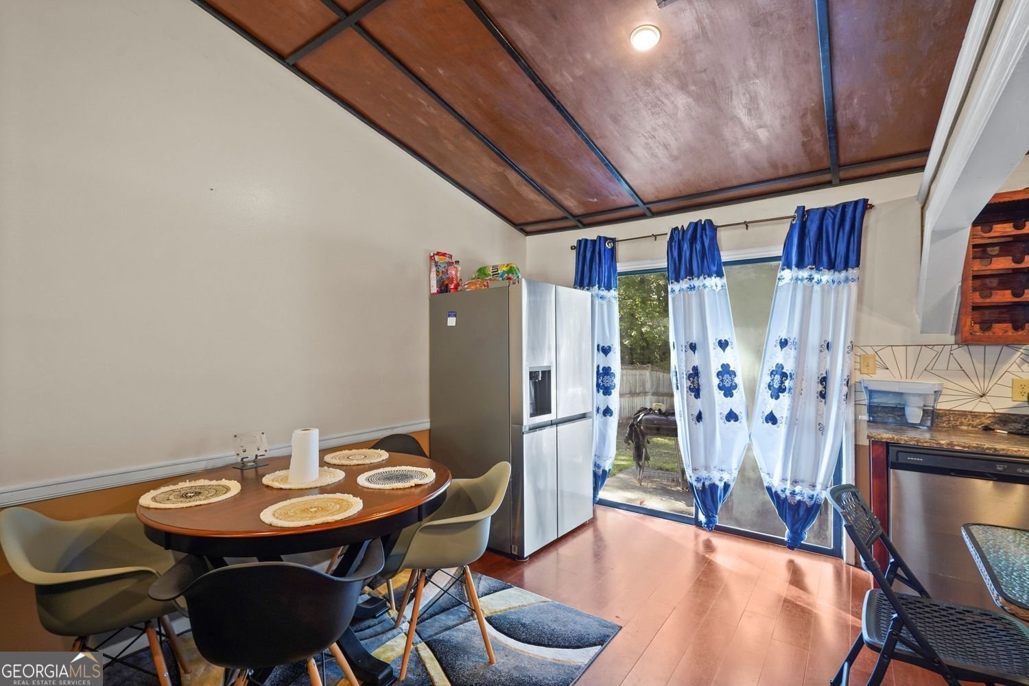 884 Forest Path Stone Mountain - 8