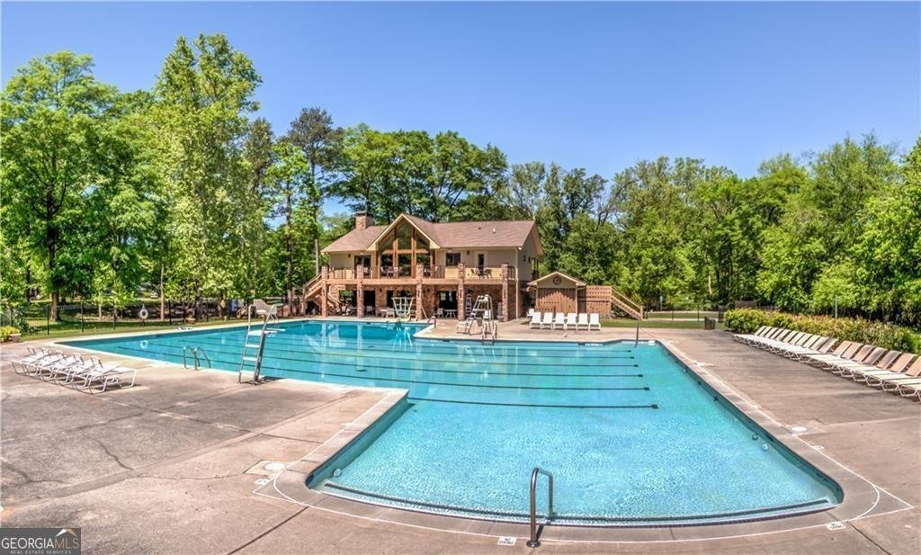 2060 Six Branches Drive Roswell - 40