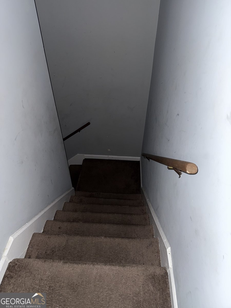 330 Winding River Drive Sandy Springs - 16