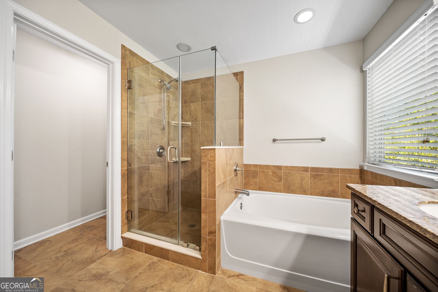 2126 Knoll Place Atlanta - 23