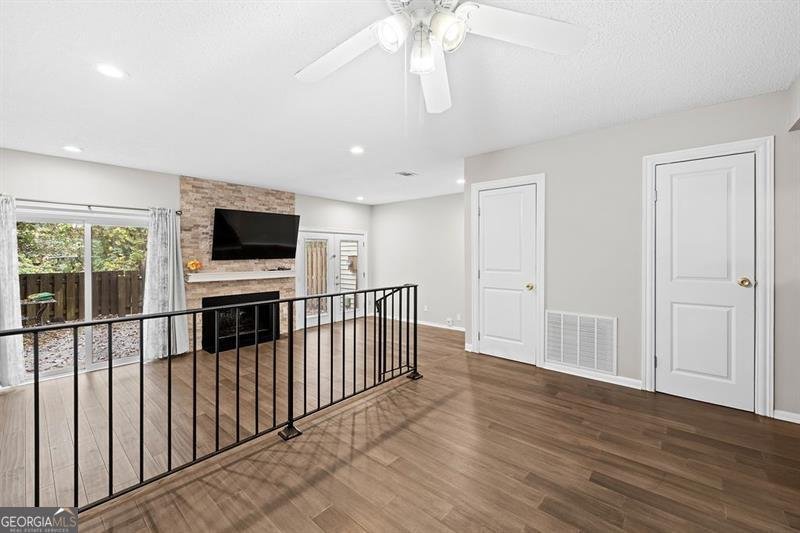 1114 COUNTRY Court Lawrenceville - 13