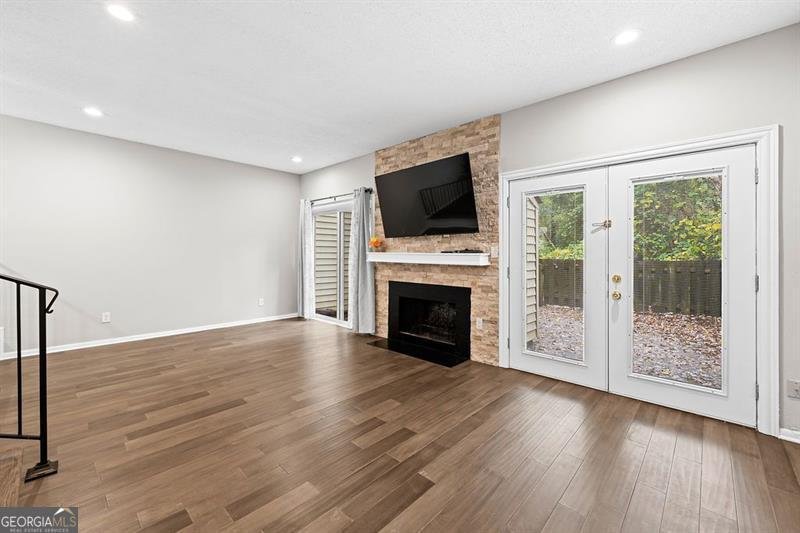 1114 COUNTRY Court Lawrenceville - 15