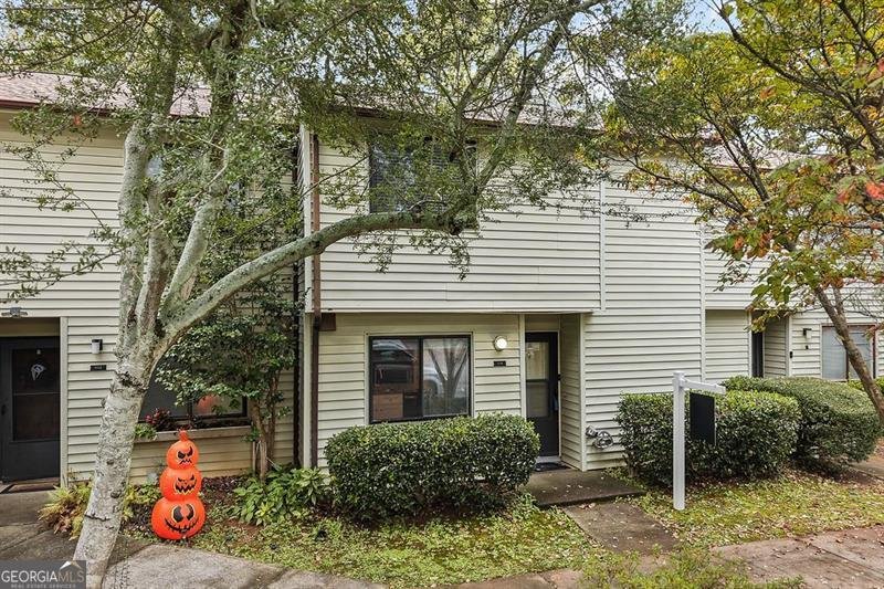 1114 COUNTRY Court Lawrenceville - 2