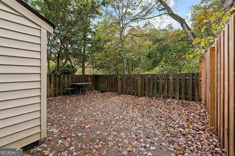 1114 COUNTRY Court Lawrenceville - 38