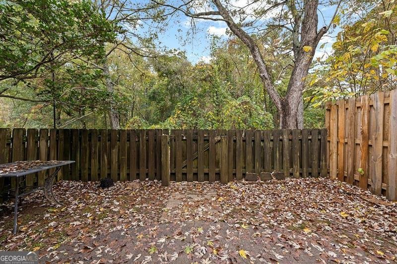 1114 COUNTRY Court Lawrenceville - 41