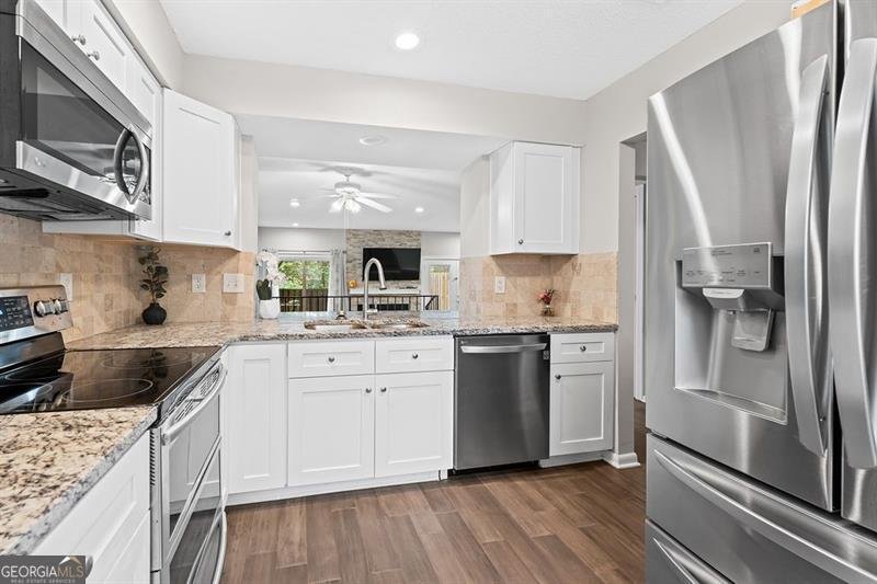 1114 COUNTRY Court Lawrenceville - 7