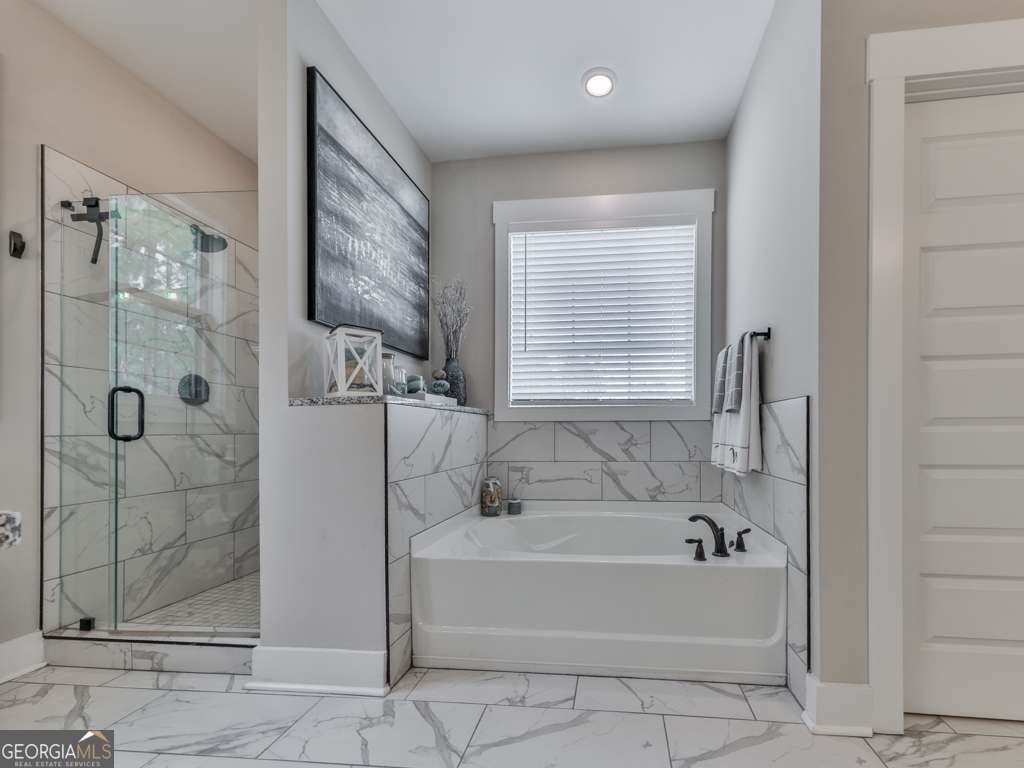 415 London Road Ball Ground - 37