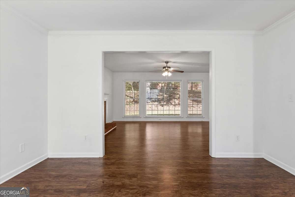 204 Hunters Trace Dallas - 11