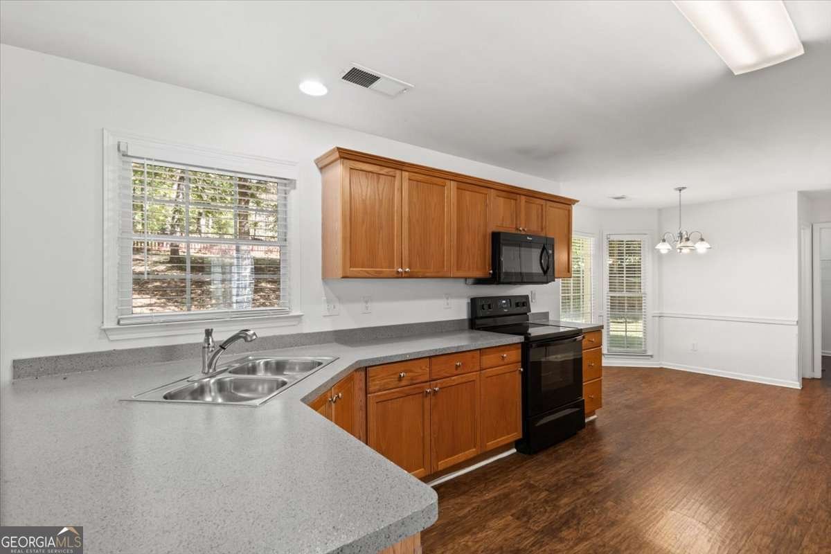 204 Hunters Trace Dallas - 13