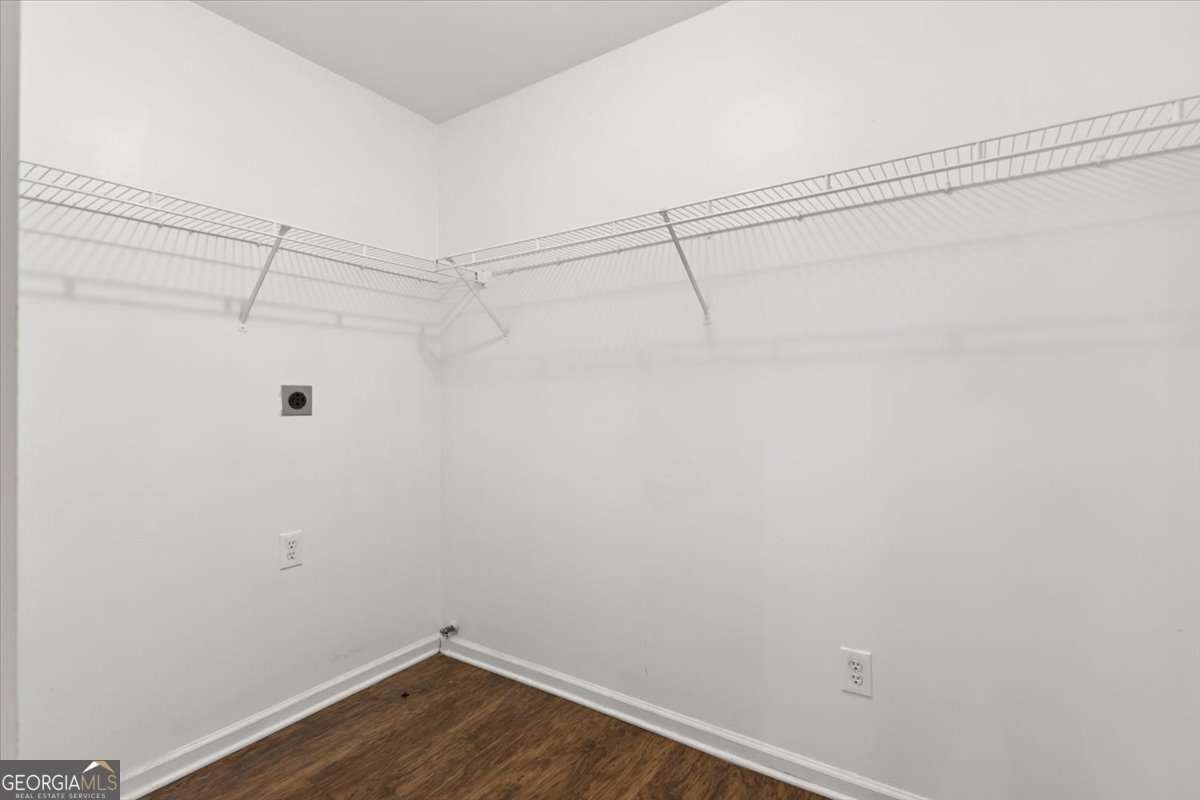 204 Hunters Trace Dallas - 26