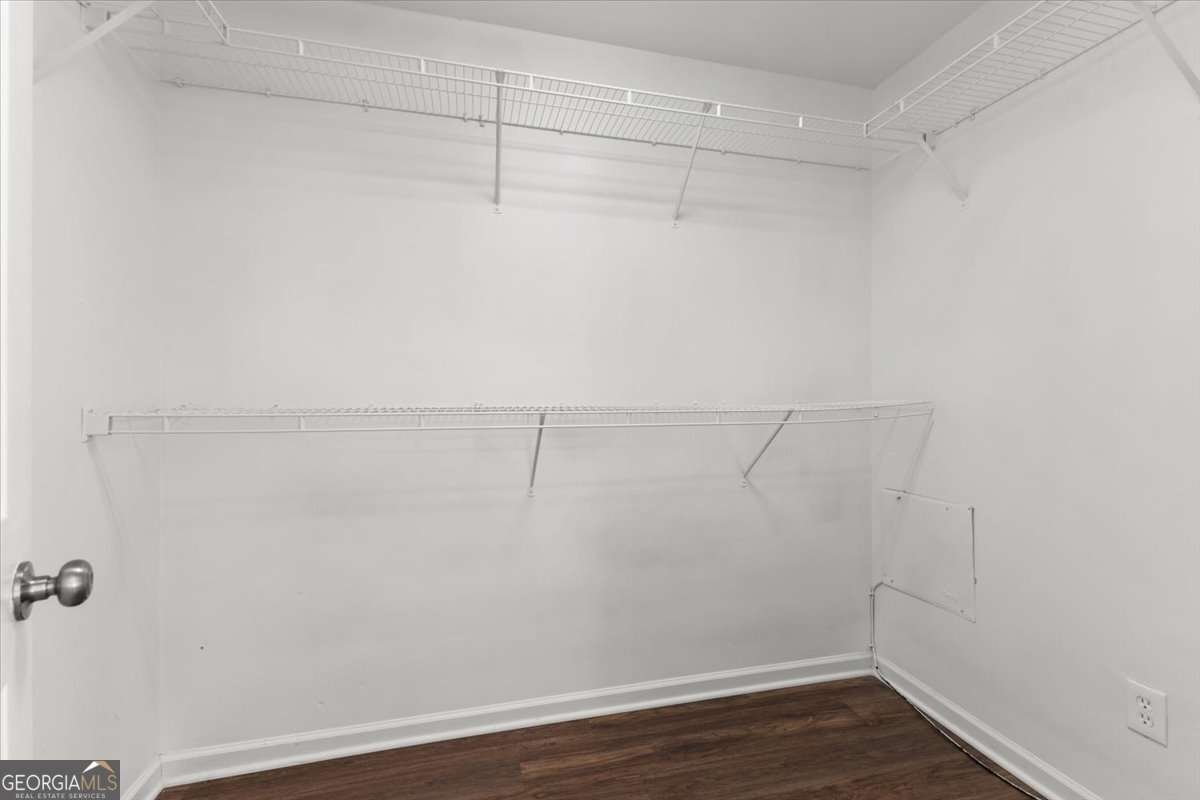 204 Hunters Trace Dallas - 27