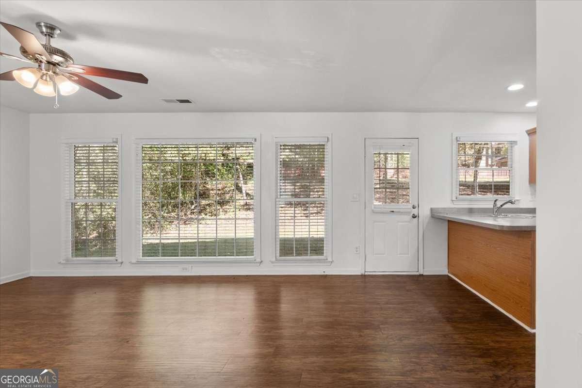 204 Hunters Trace Dallas - 7