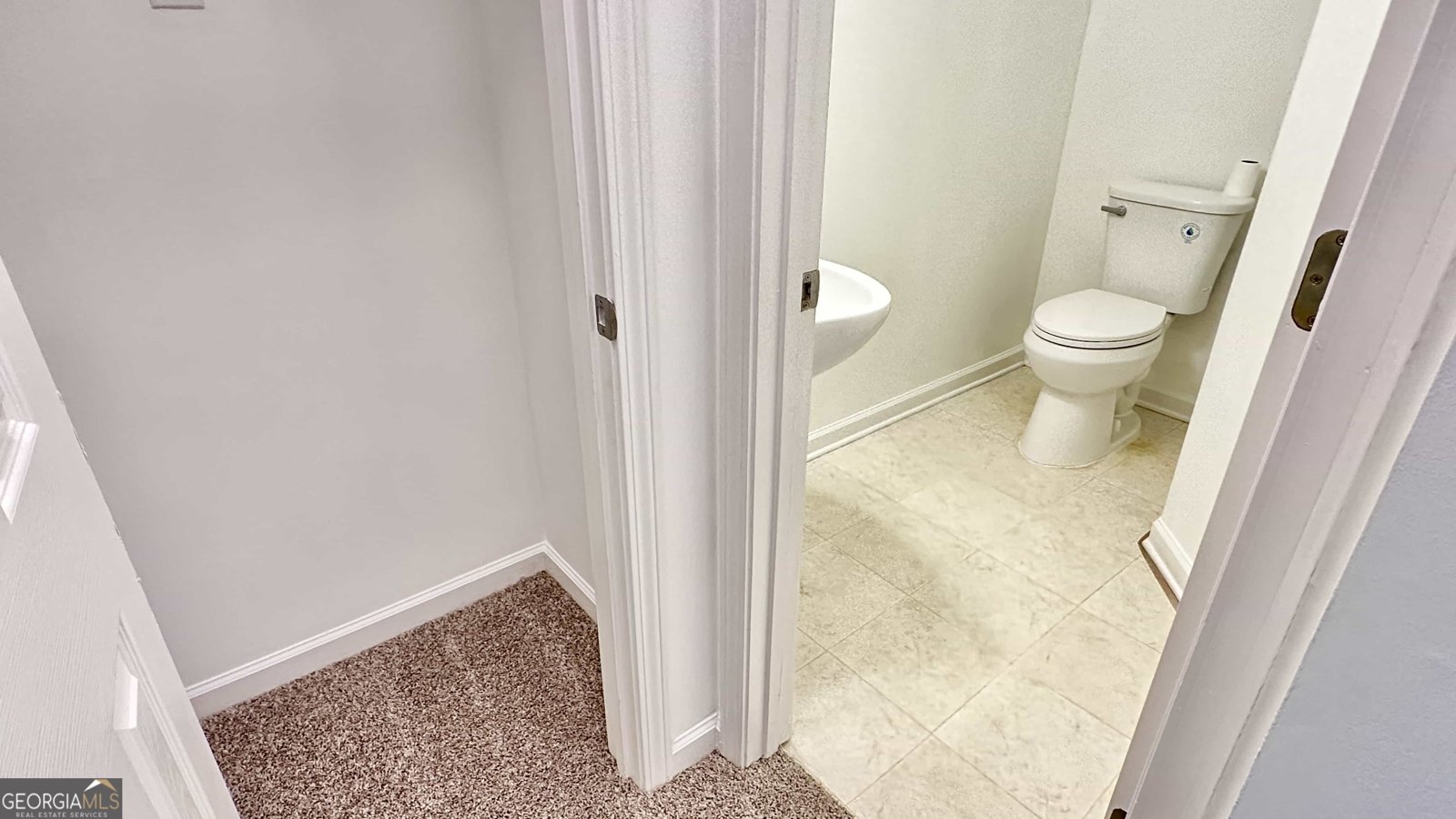 6243 Shoreview Circle Flowery Branch - 12