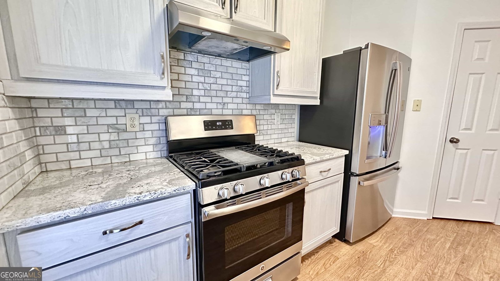 6243 Shoreview Circle Flowery Branch - 15