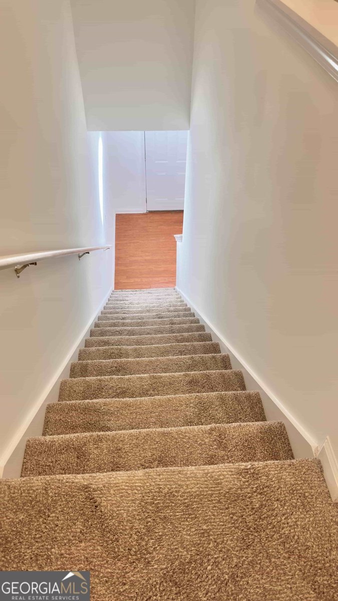 6243 Shoreview Circle Flowery Branch - 35