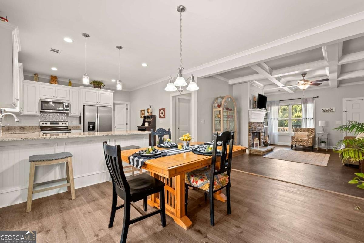 6253 Main Street Lula - 10