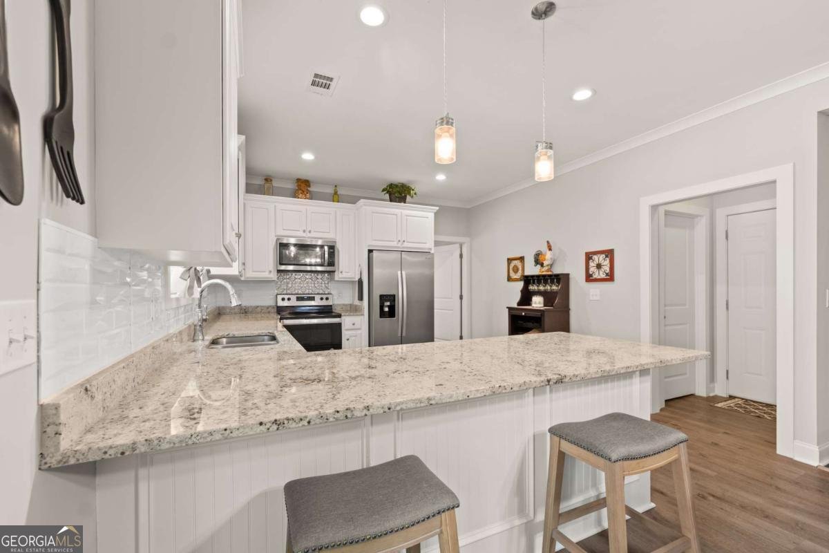 6253 Main Street Lula - 13